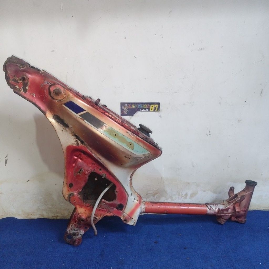 rangka Honda supercup c700