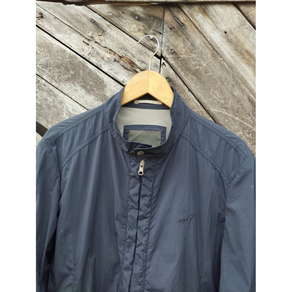 JAKET PERASUT HENRY COTTON'S ( SIZE XL )