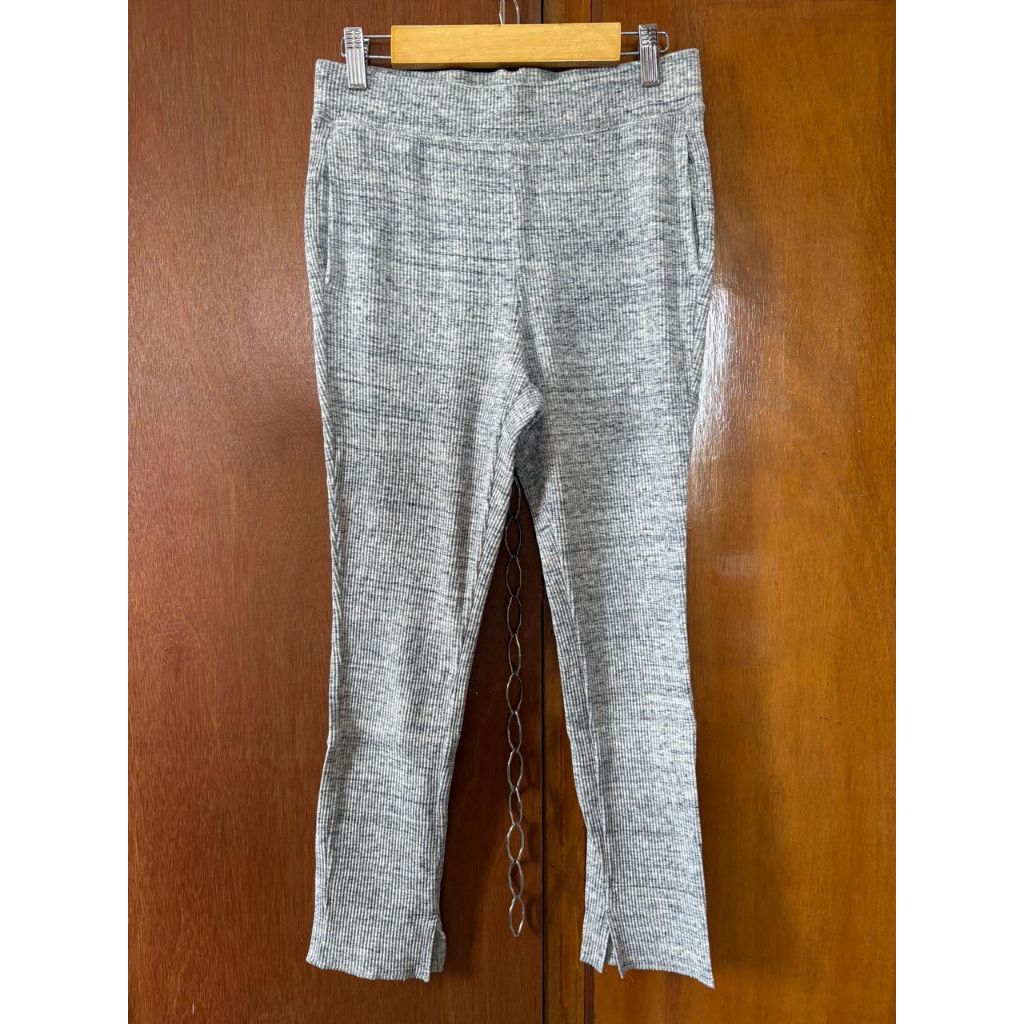 Celana legging knit/rajut rib, Brand Uniqlo