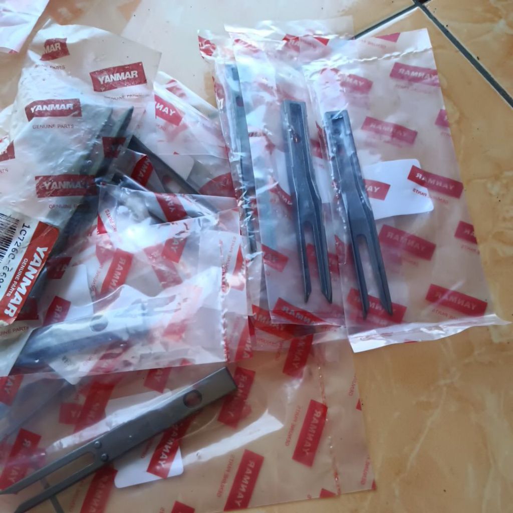 cucuk mesin tanam padi tine shape yanmar transplanter AP4