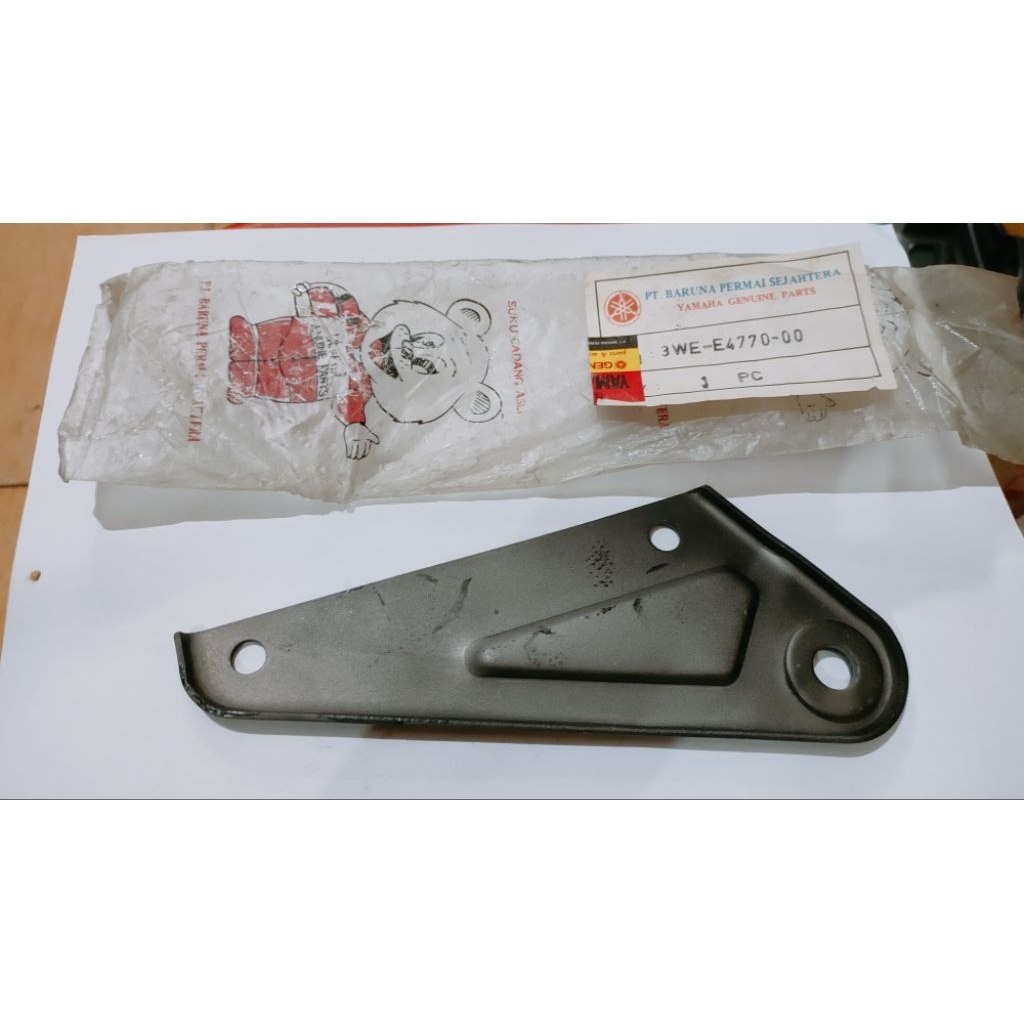 Breaket Knalpot RX KING 3WE Original Nos Japan