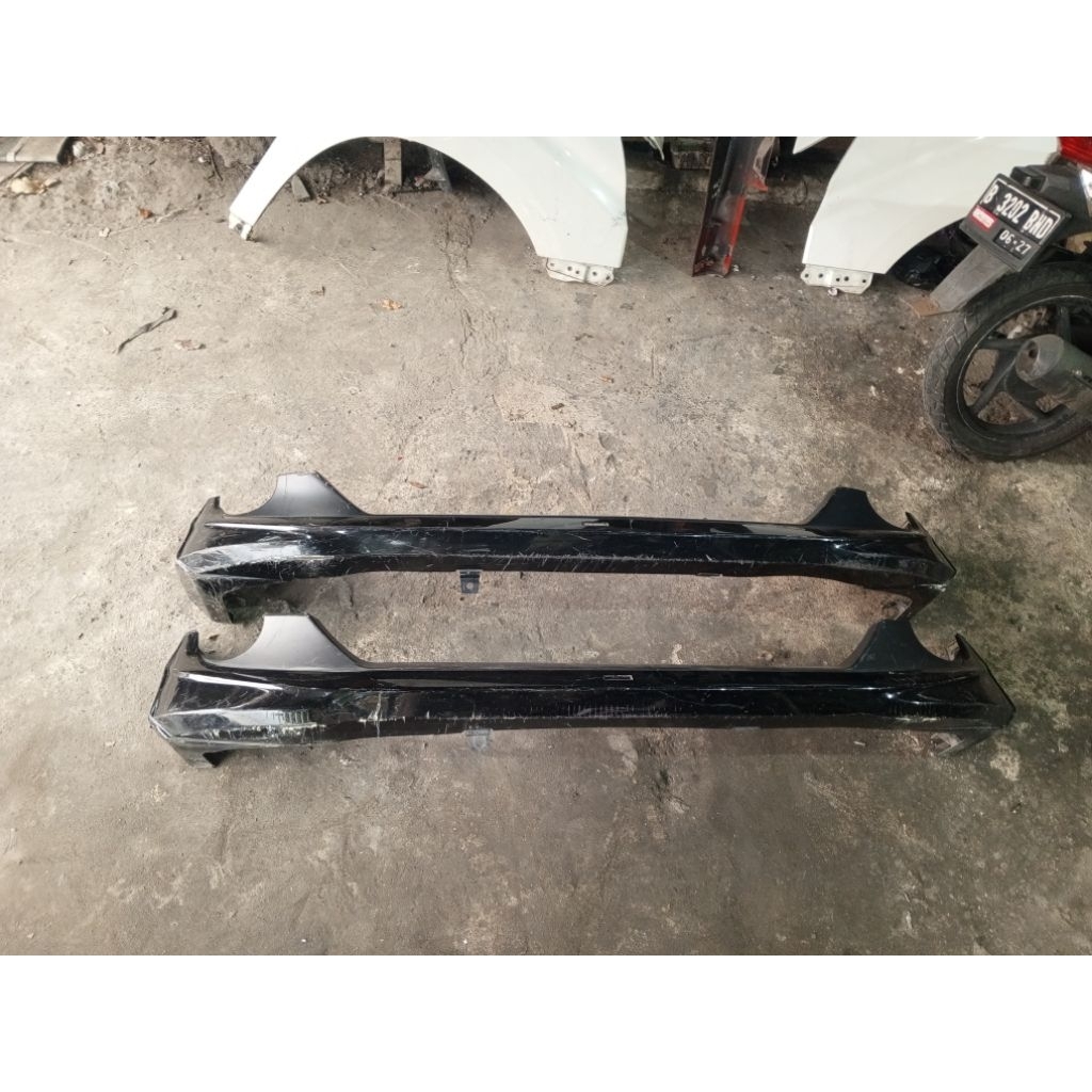 bodykit toyota Agya TRD 1.2 2017-2019. bodykit depan Agya trd 2016-2018 original
