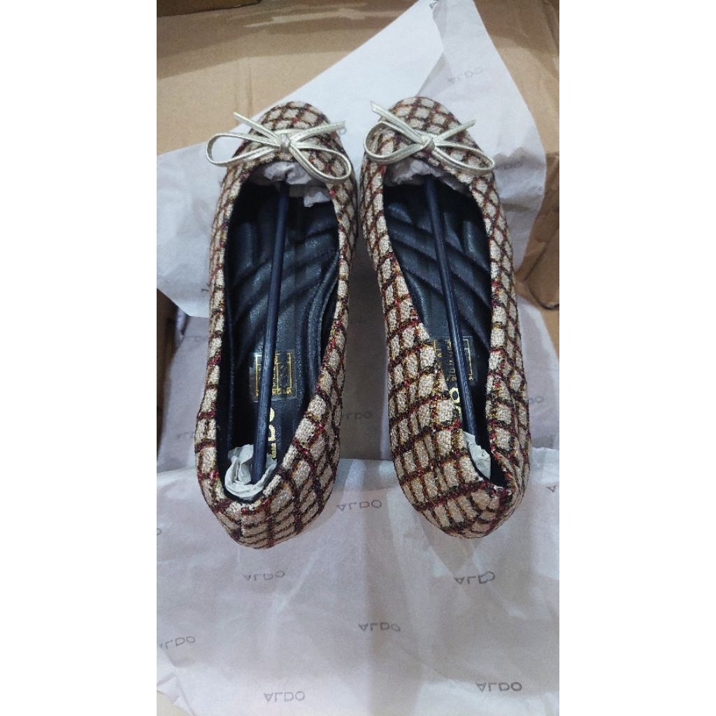 SepatuWanitaAldo