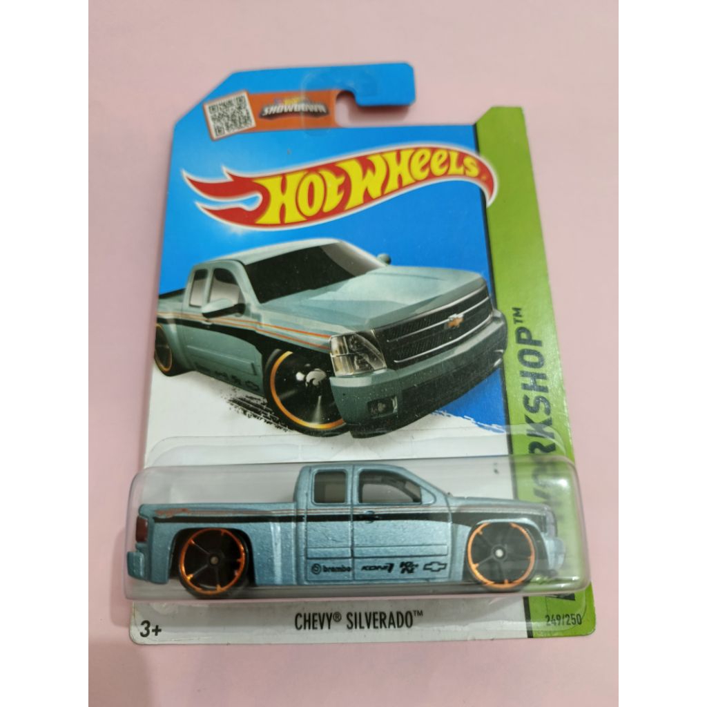 HOTWHEELS CHEVY SILVERADO