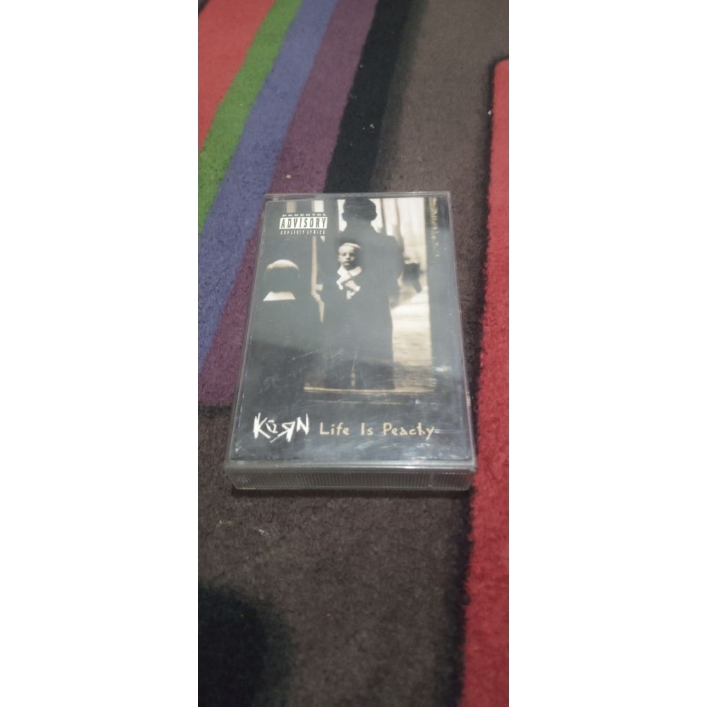 kaset pita Korn album life is peachy