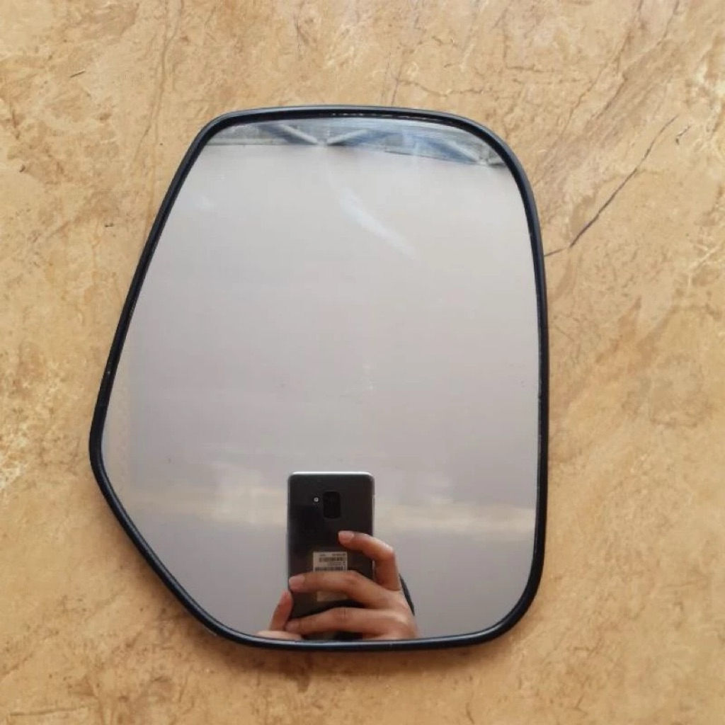 kaca spion pajero sport