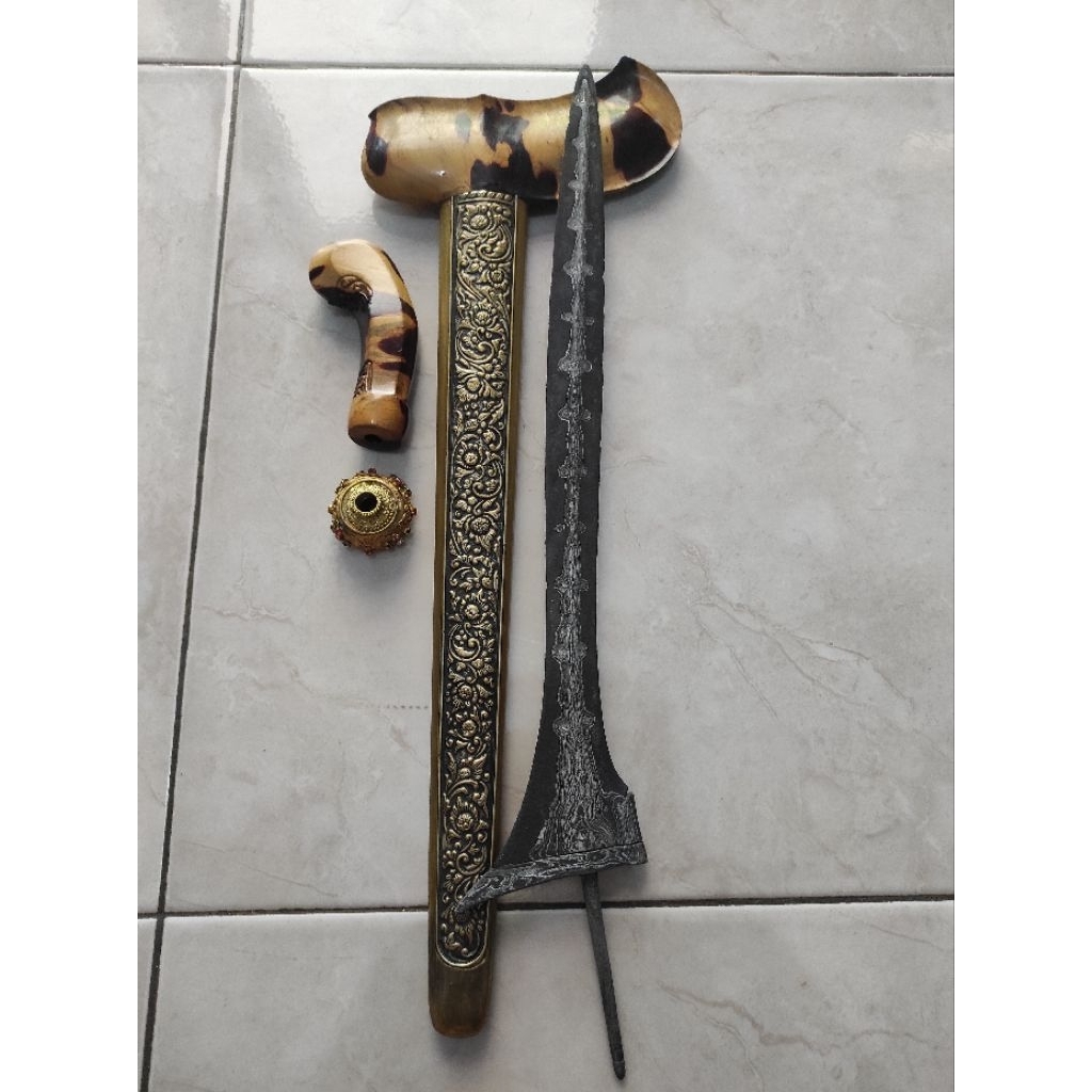 Keris Makoro