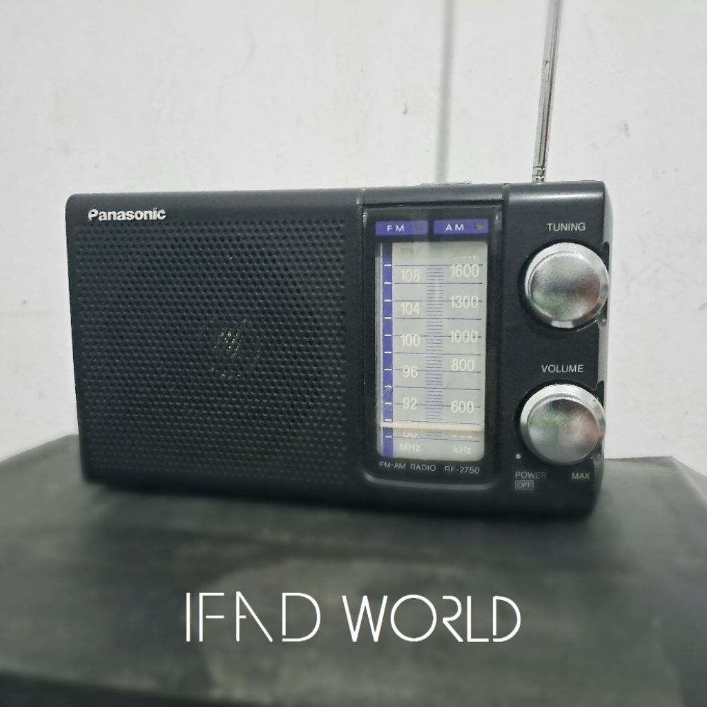 Radio PANASONIC RF-2750 (Minus)