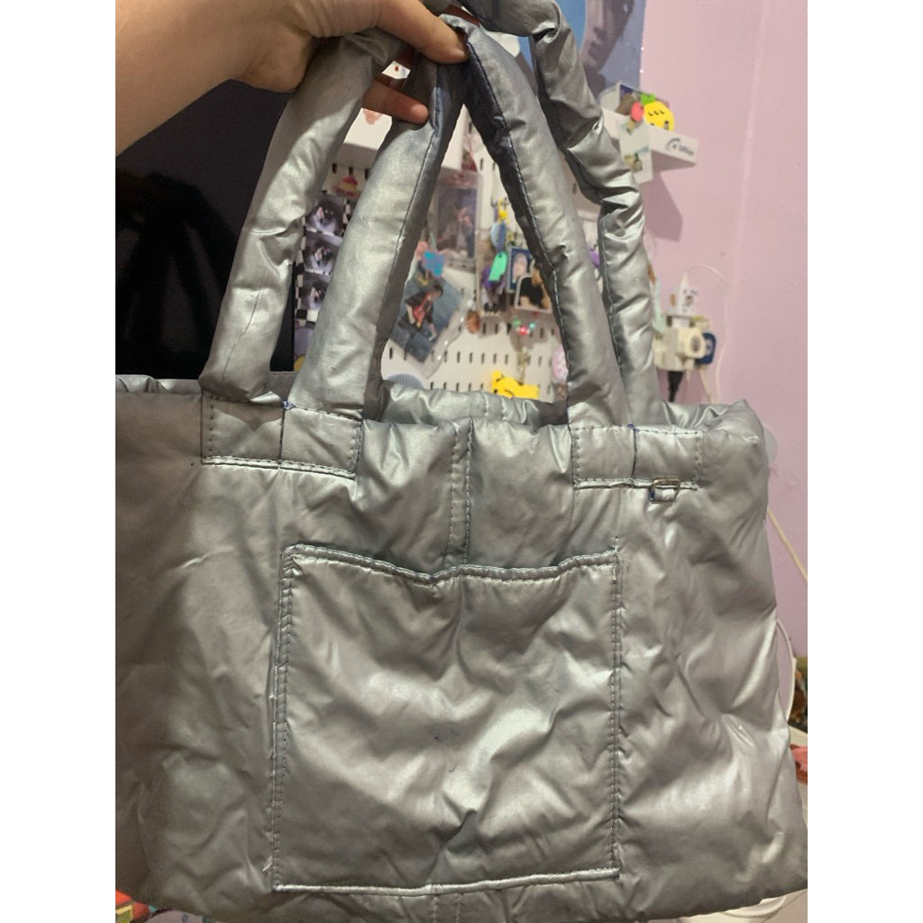 preloved puffy shoulder bag