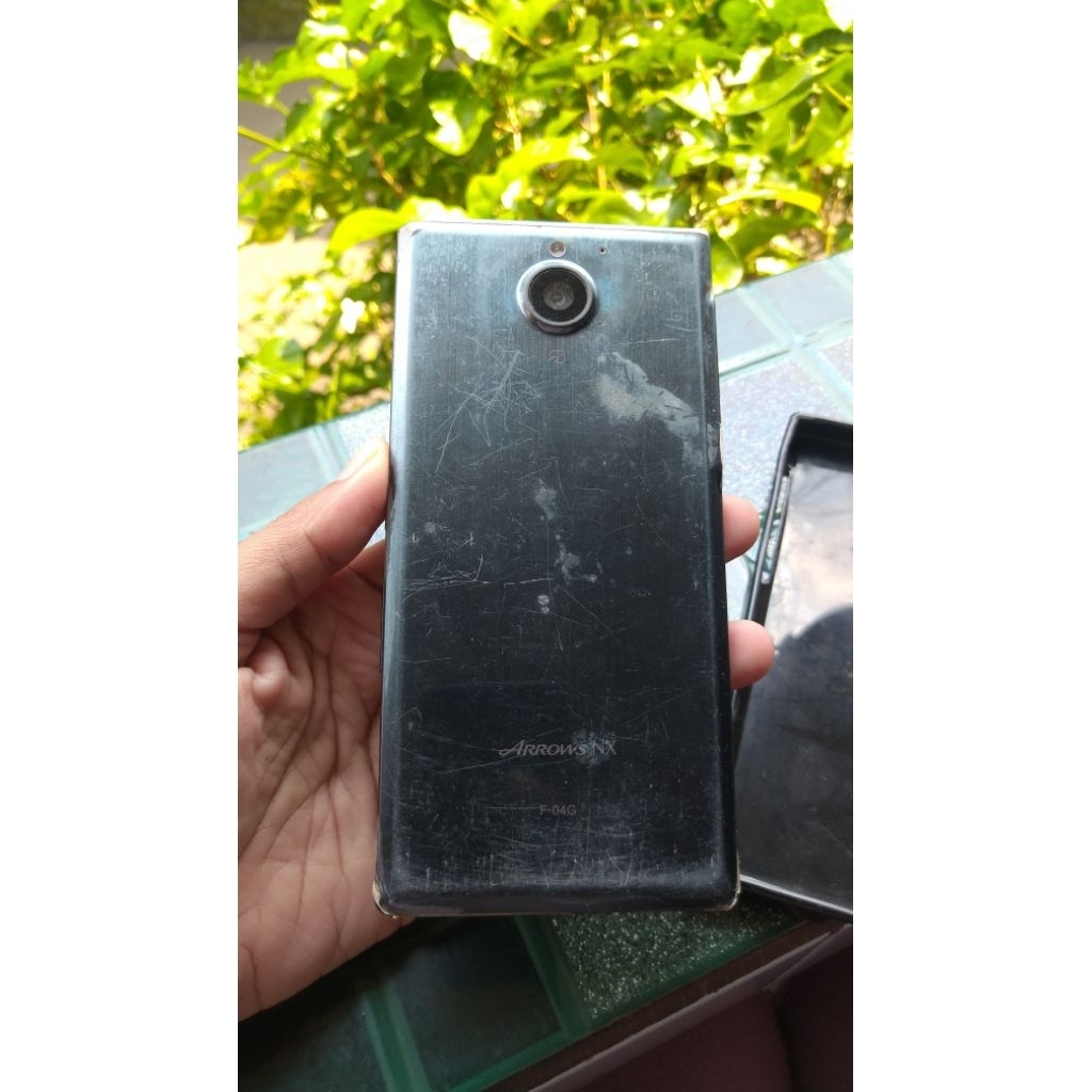 Fujitsu arrows nx F-04G secnd 2/32