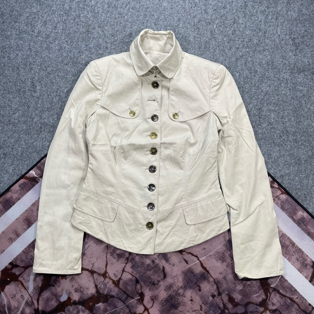Jaket Burberry
