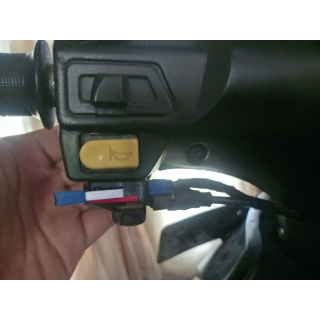 Saklar Pass Beam Supra X 125 Batman Karbu Mikro Swit Piw Piw  PNP Garansi