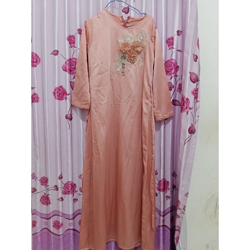Dress Kondangan Warna Rose Gold Preloved