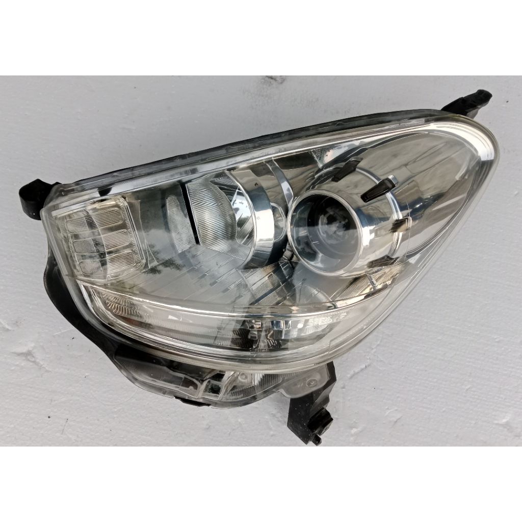 HEADLAMP SIRION 2013. KIRI (LH).