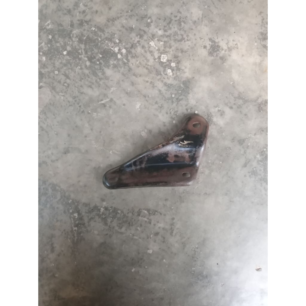 Breket pangkon knalpot Supercup Astrea 800 original second