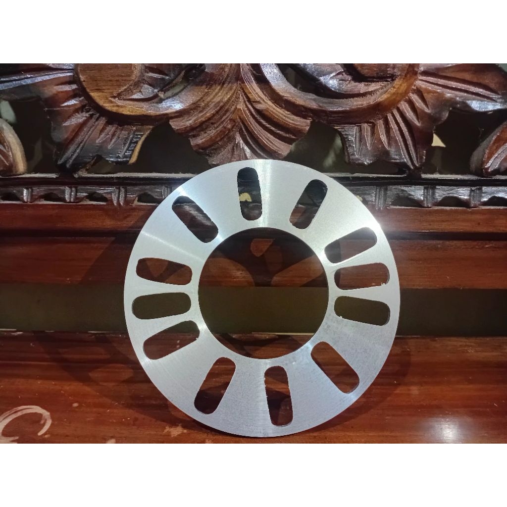 SPACER VELG MOBIL 8MM UNIVERSAL ISI 1 PCS