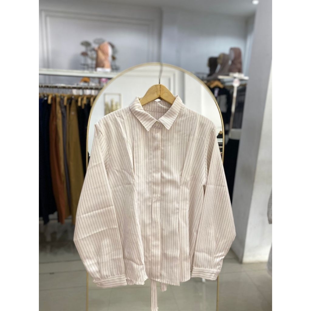 Kemeja Slimfit Wanita || Kemeja Salur