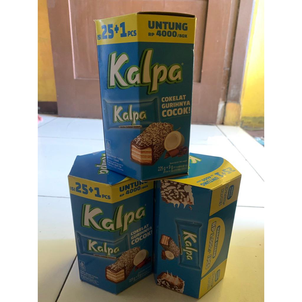Kalpa Wafer Coklat Kelapa - Taburan Kelapa, Sensasi Coklat, Krim Kelapa