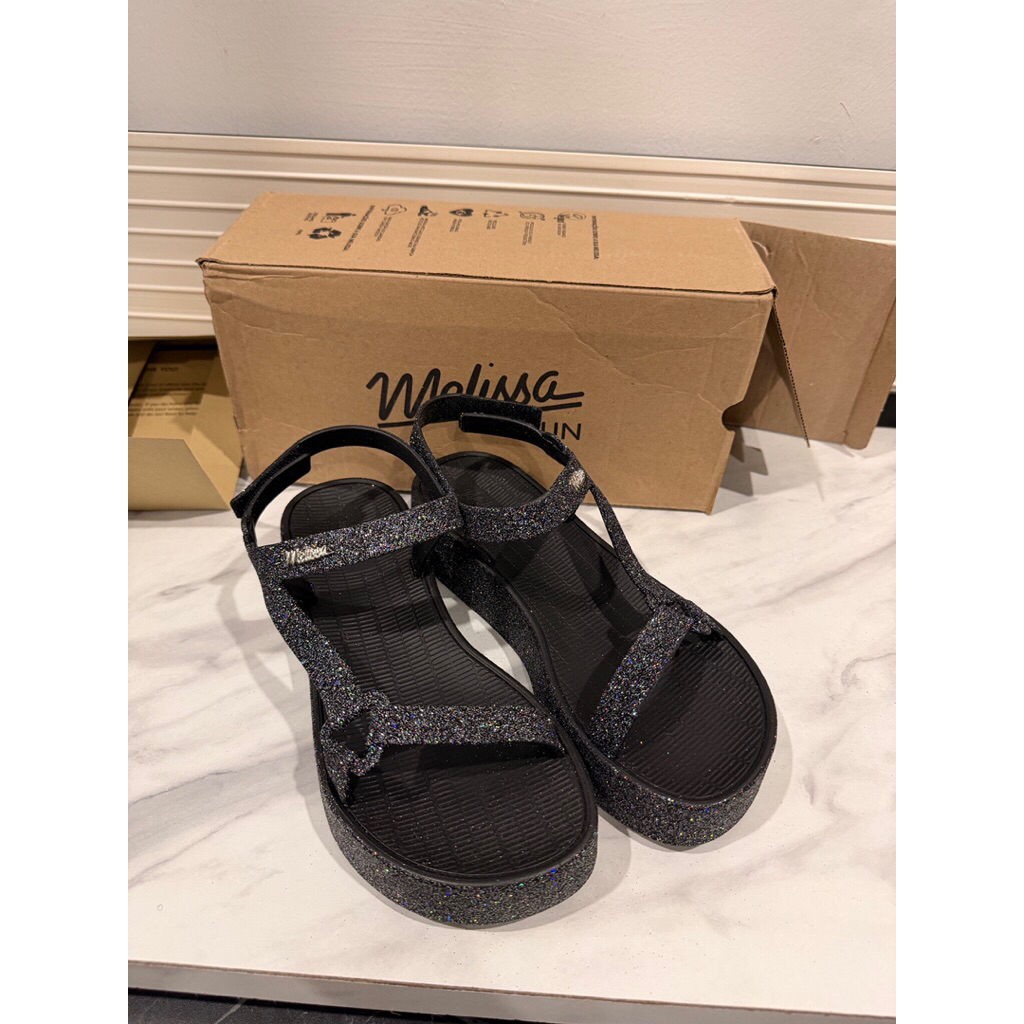 Melissa Sun NEW