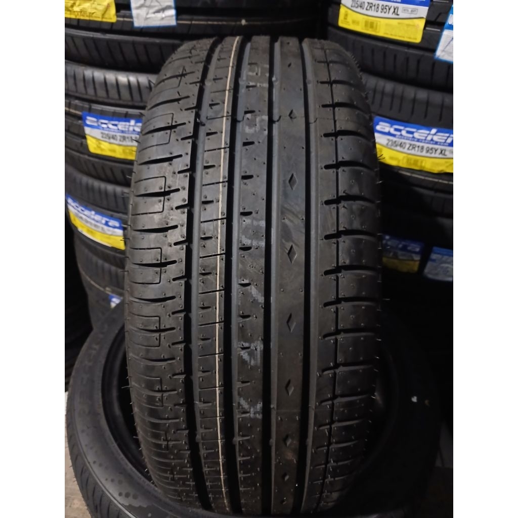 BAN MOBIL ACCELERA PHI 225 45 R18