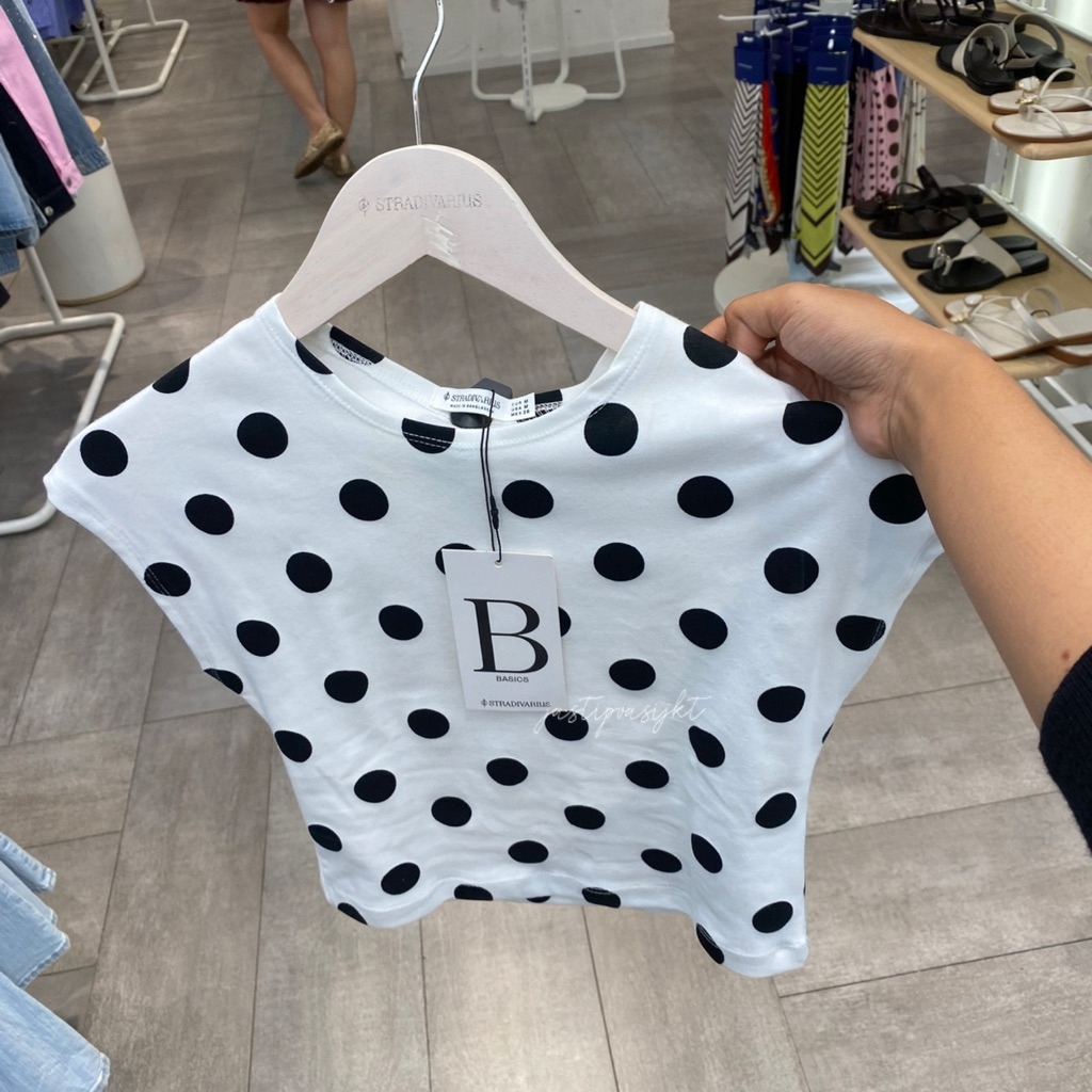 Jastip Stradivarius Kaos Polka