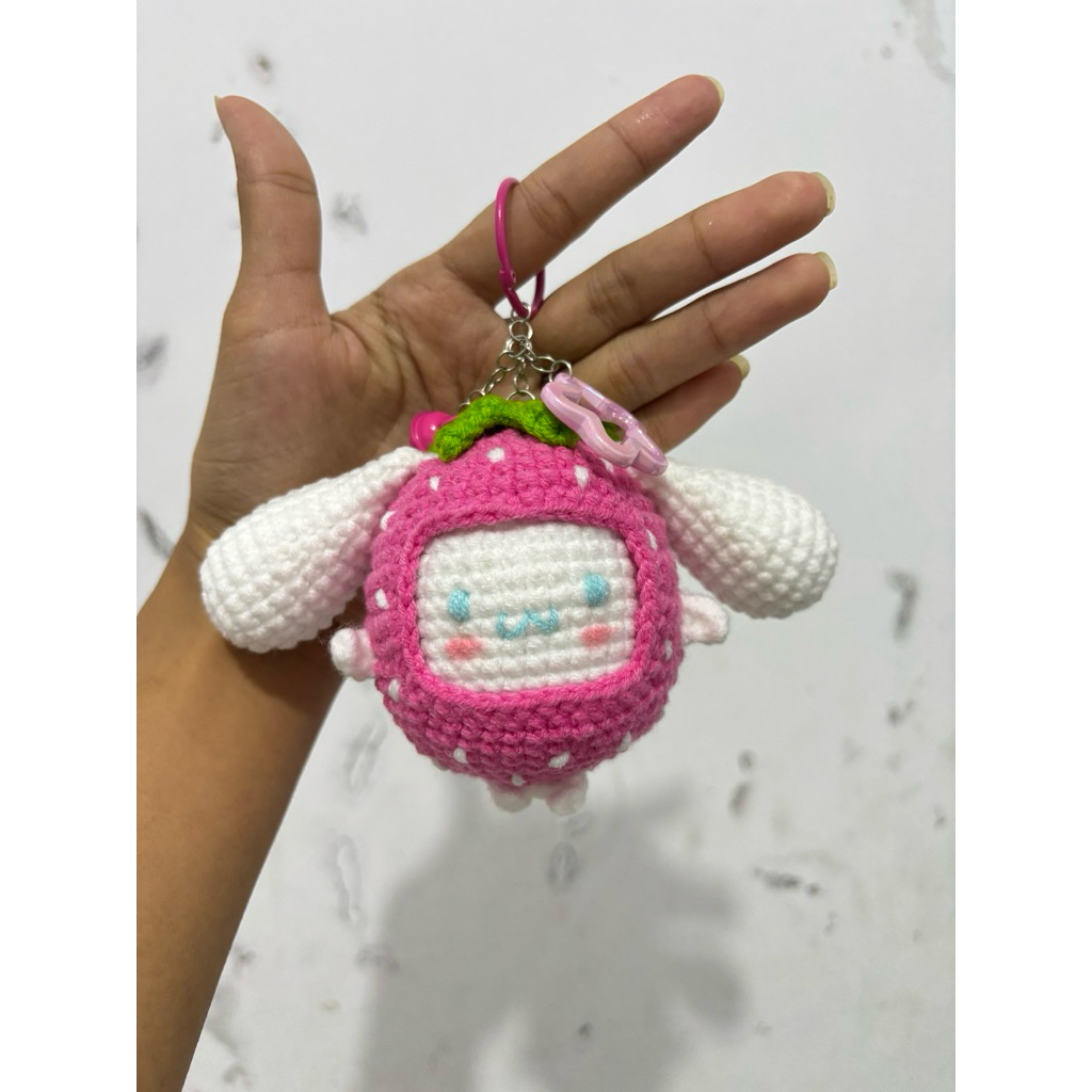 strawberry sanrio bagcharm keychain amigurumi keychain