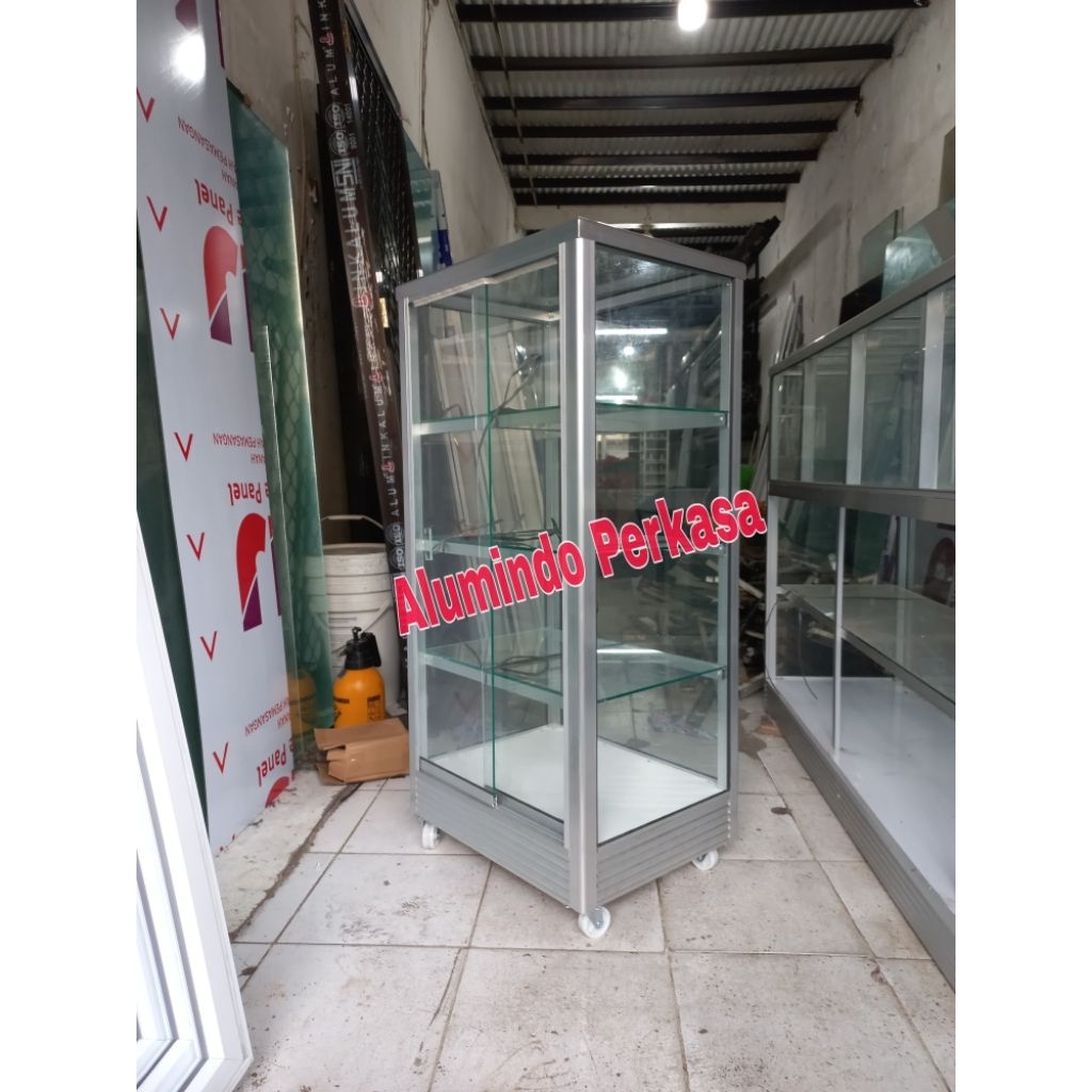 etalase kaca - etalase standar - etalase kaca aluminium - etalase kaca aluminium - etalase 50cm