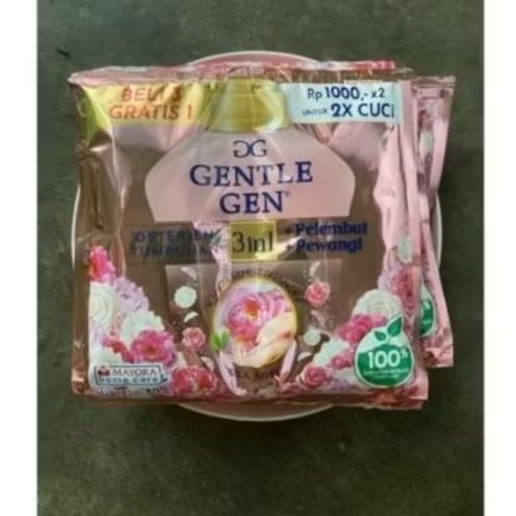 Gentle Gen Renceng Hijau - Deterjen Cair Lembut 16 Sachet