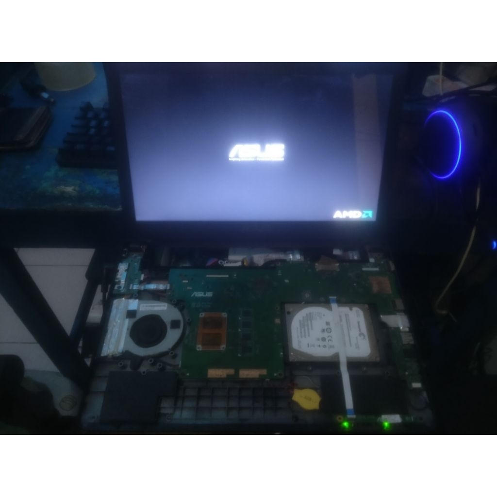 Laptop asus x401u minus
