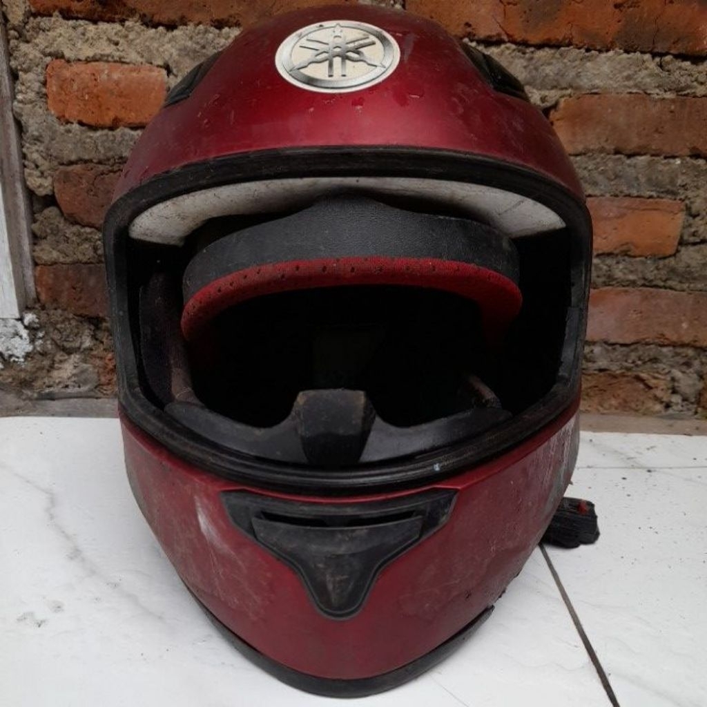 helm fullface yamaha bahan custom arai