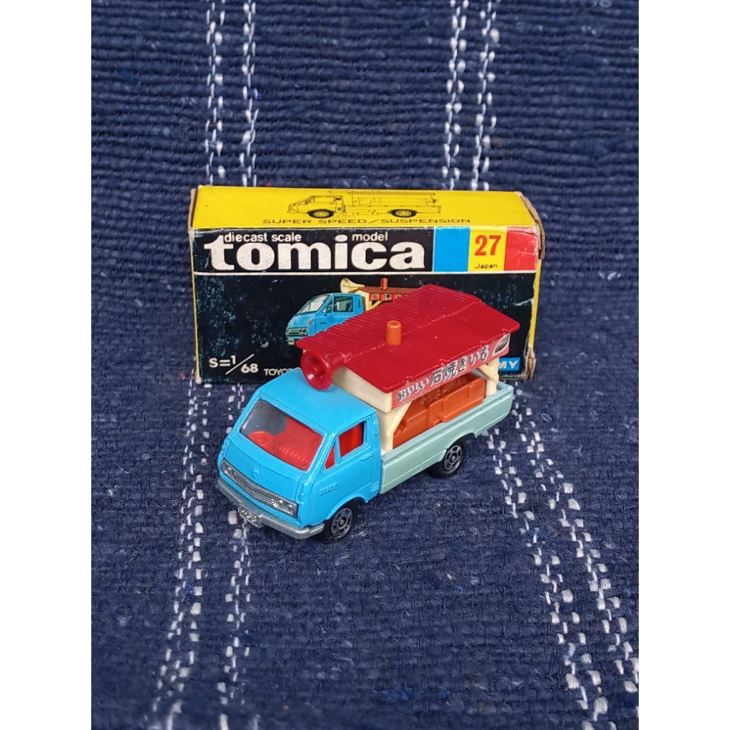 Tomica Black Box 27 Toyota Hiace ishiyakimo car