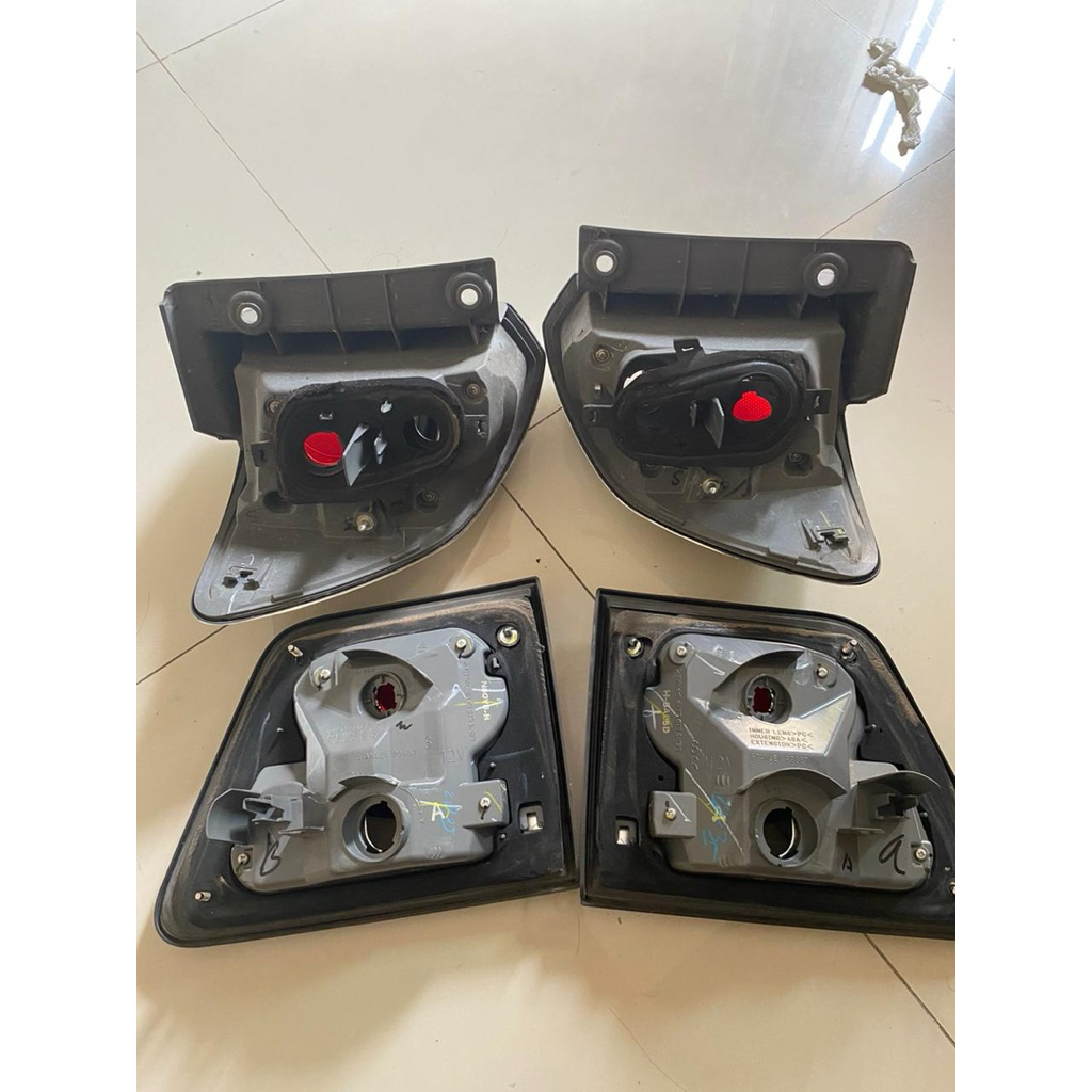 stoplamp fortuner 2012