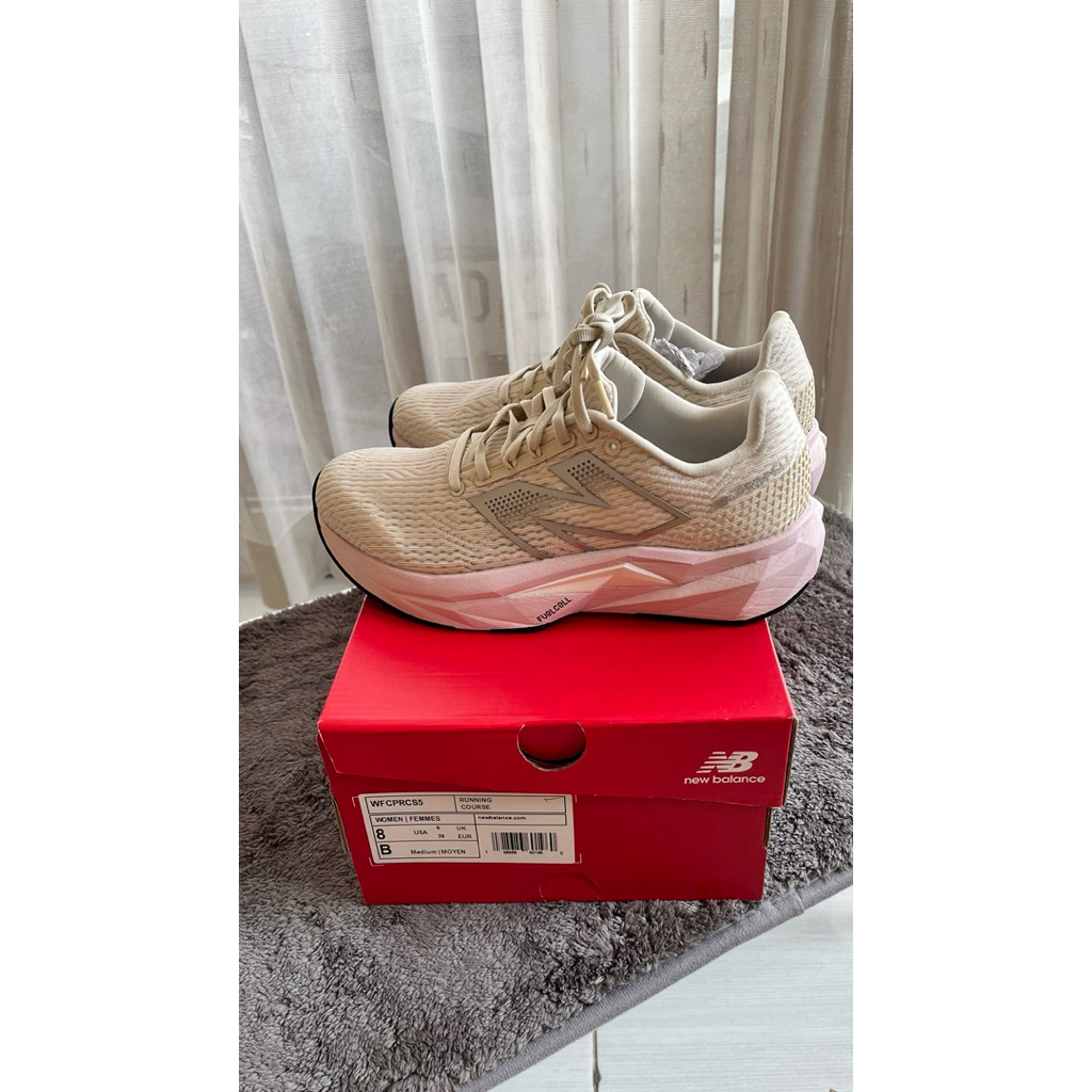 new balance FuelCell Propel v5 size 39 (25cm)
