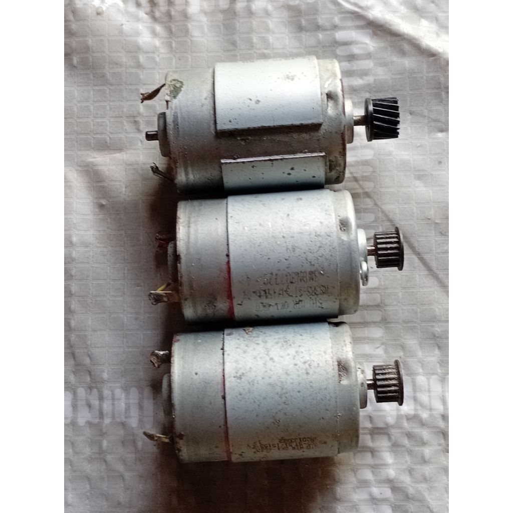 “Dinamo Printer Bekas DC Motor Gear Original – Tarikan Kuat – Siap Pakai”