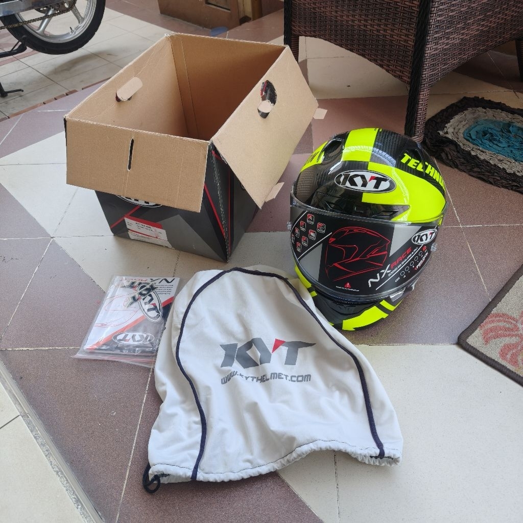 KYT NX Race Carbon Yellow Stabilo Fluo Second Helm FullFace Full Face Bekas Like New Seperti Baru Si