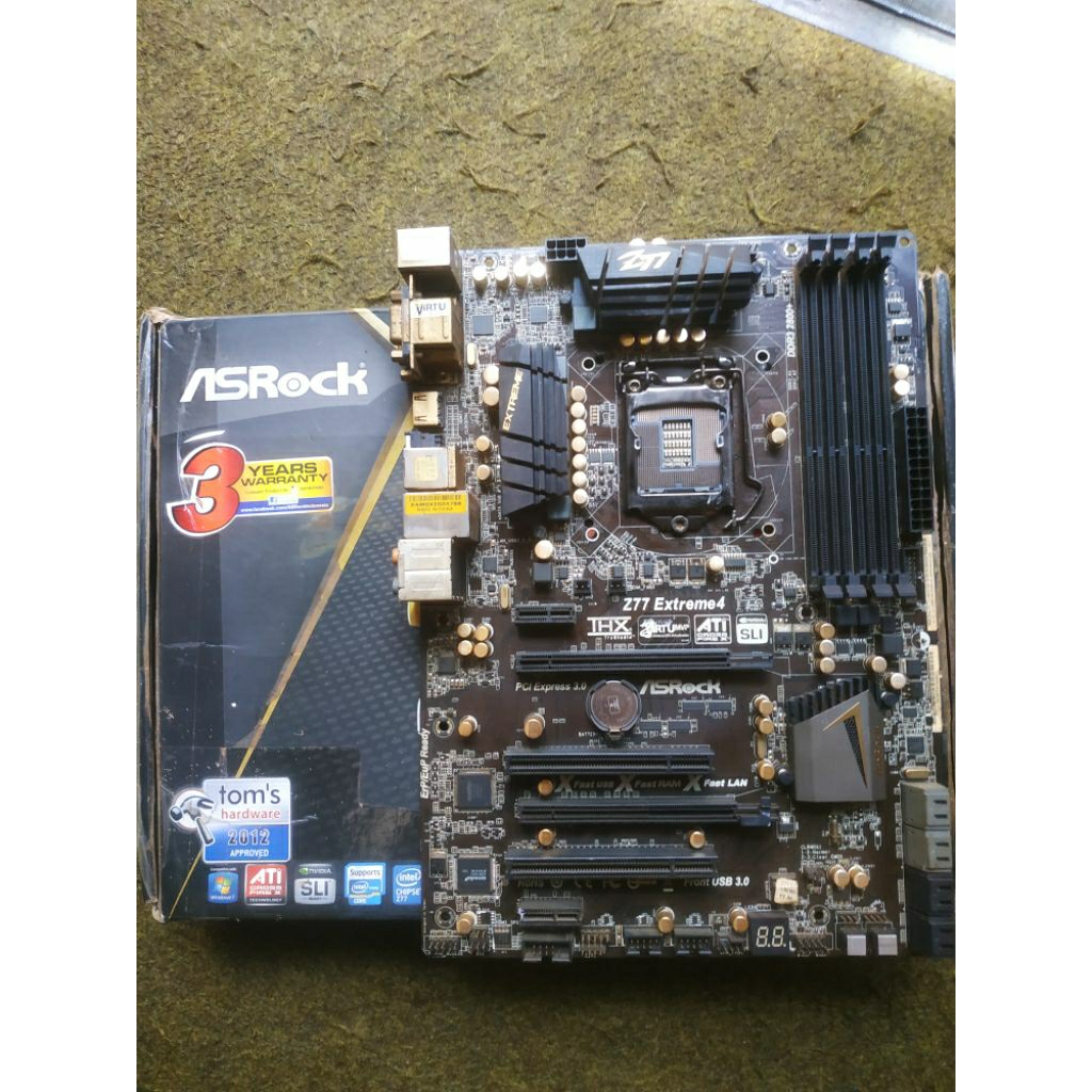 Motherboard Asrock Z77 Extreme 4 LGA 1155 + core i7 3770 + ram ddr3 2x4gb