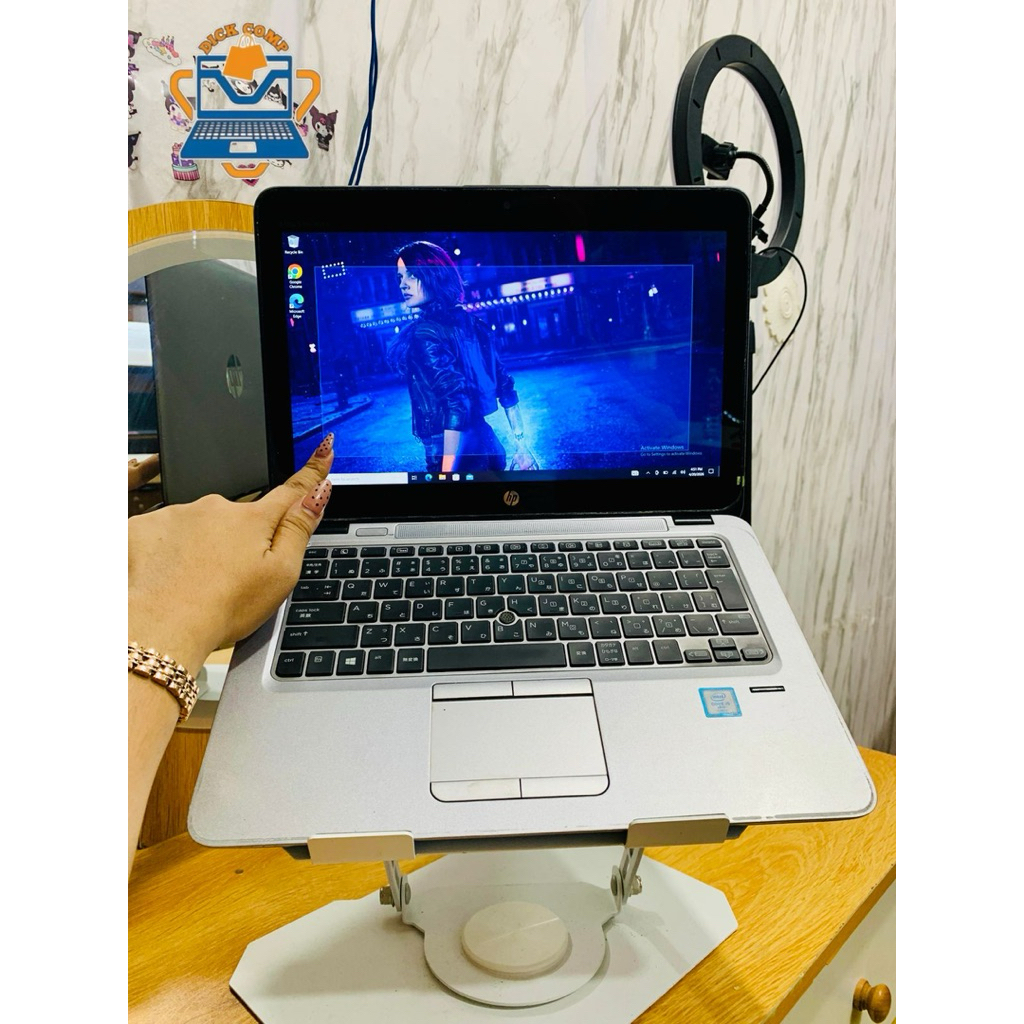 HP Elitebook 820 G3 TouchScreen. core i5 gen 6. ram 8/256gb ssd. normal