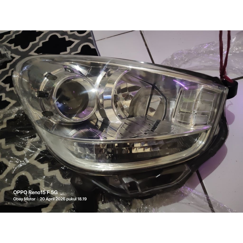 headlamp sirion 2012