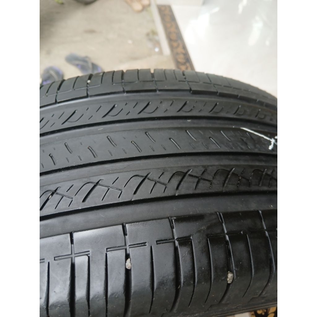 Ban GT Radial 235/55 R18