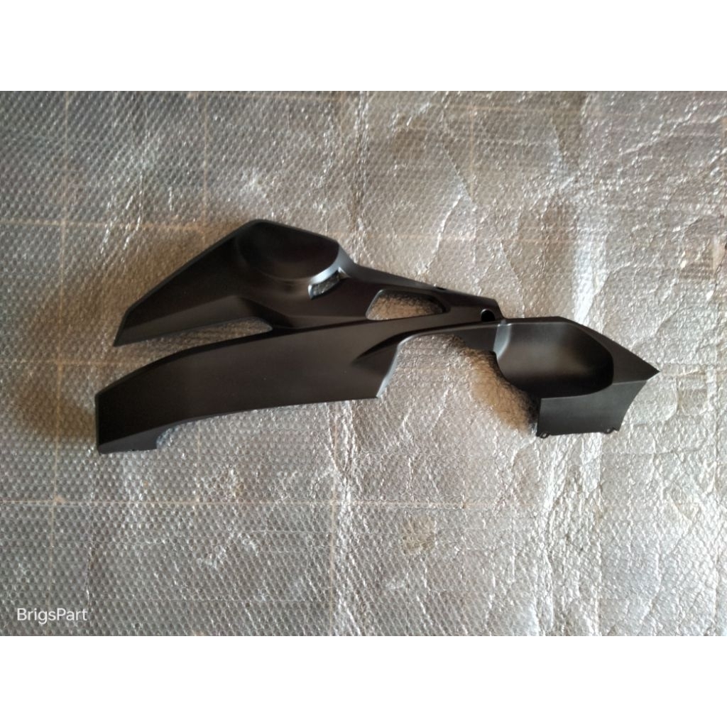 undercowl cowl sambungan fairing sayap bawah kiri cbr250rr cbr 250rr hitam doff original