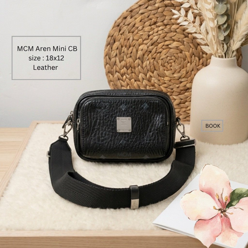 [ PRELOVED ] MC-M Aren Mini Sling Unisex Kulit