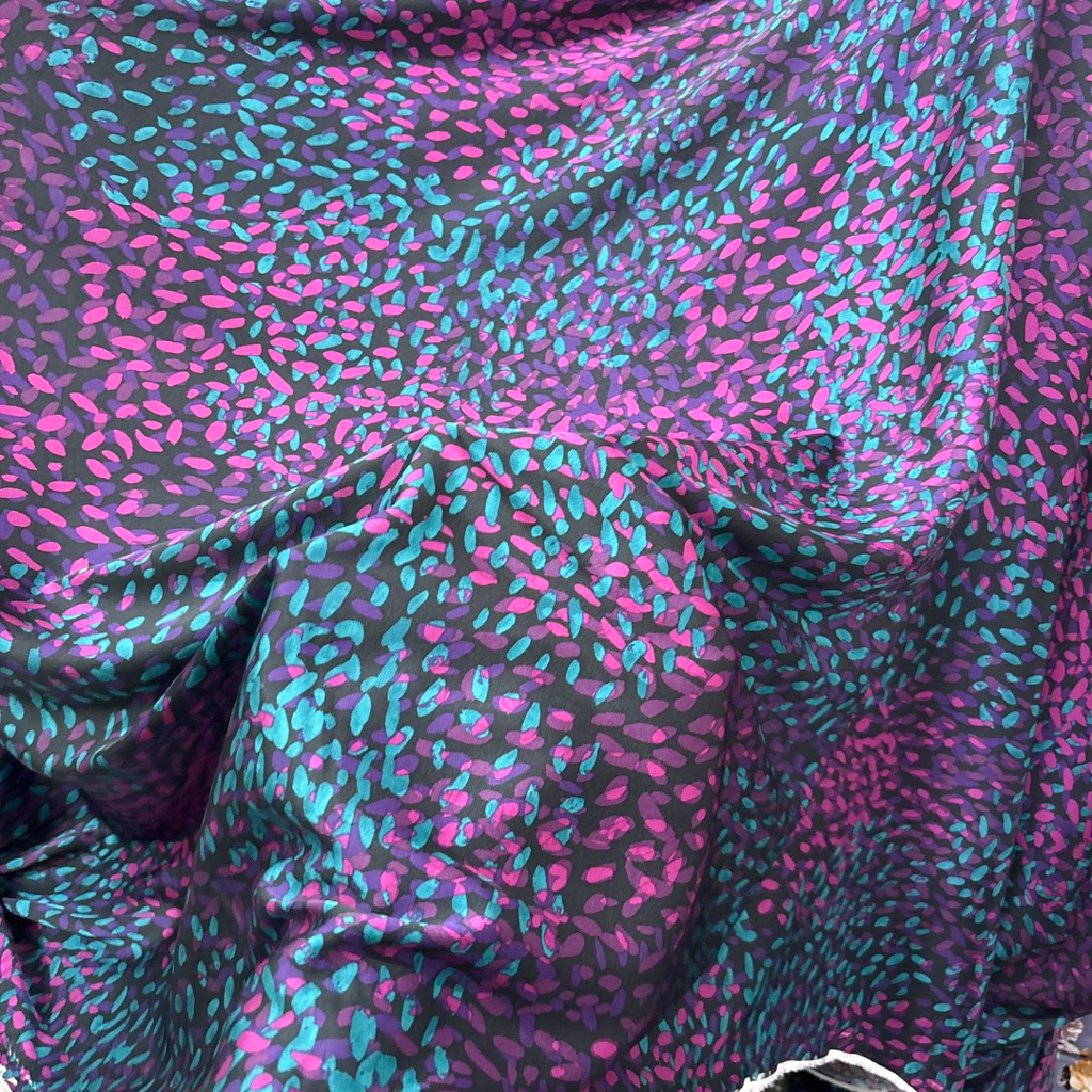 Kain Bahan Satin Silk Motif Abstrak Dotted Colorful Premium - Bahan Silk Lux Mewah Glowing Untuk Dre