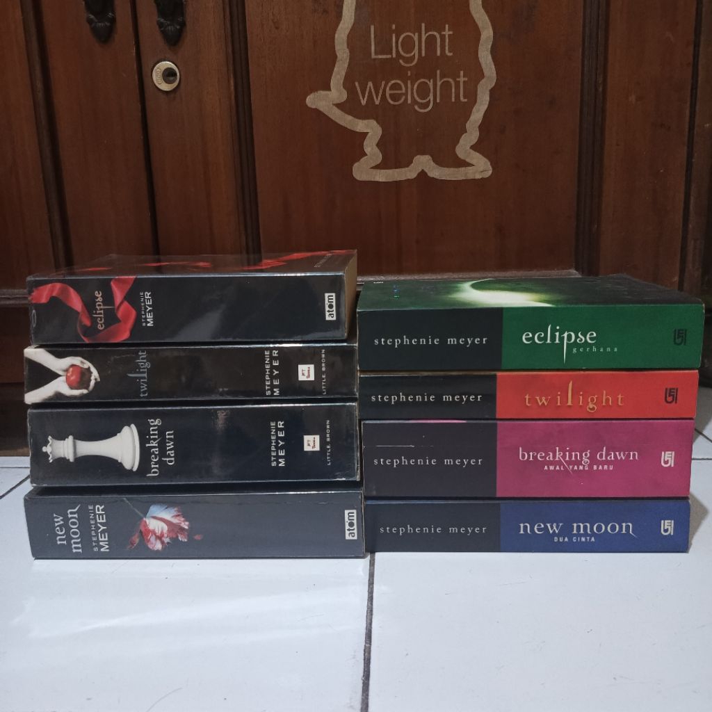 Preloved Paket Novel Twilight Saga by Stephenie Meyer