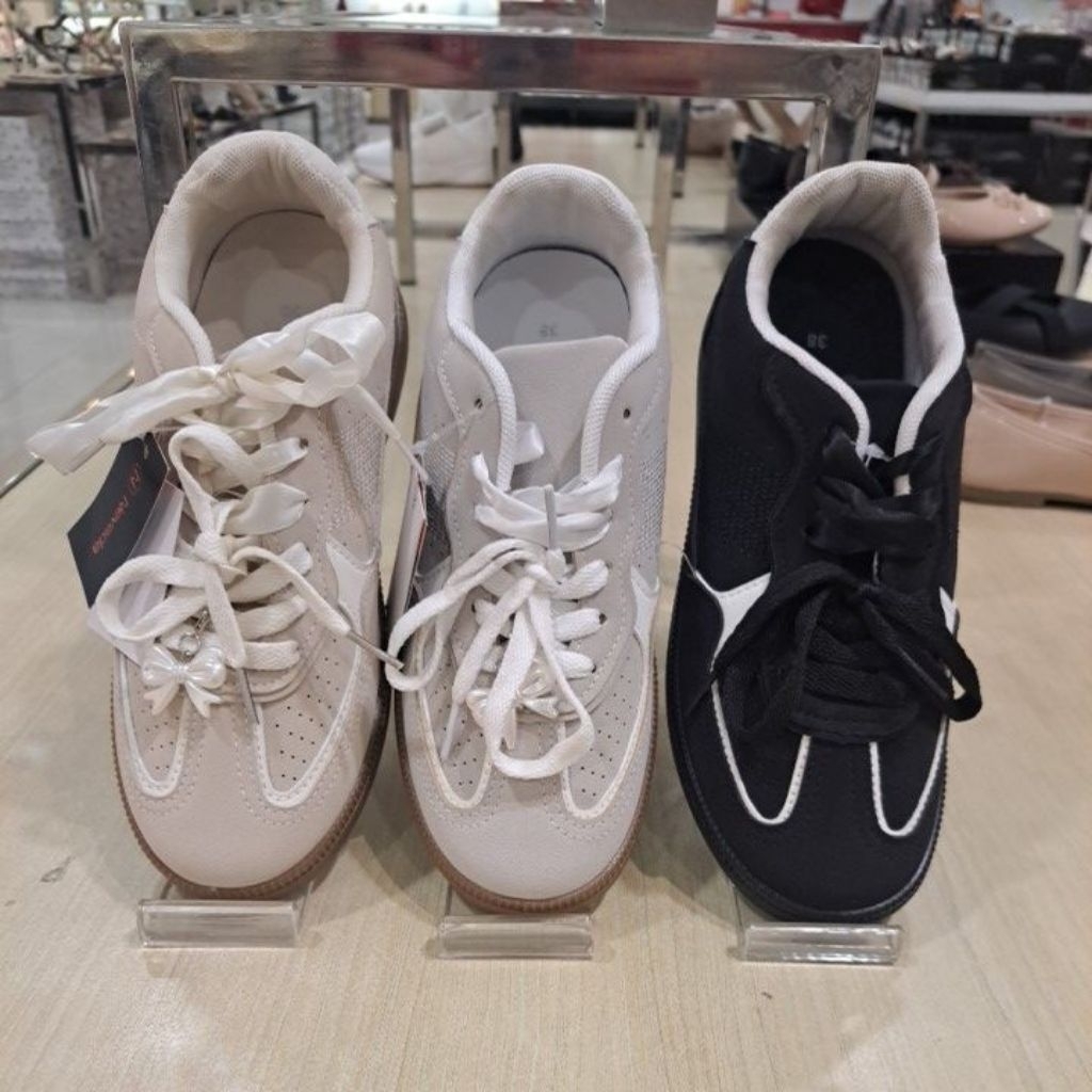 SEPATU SNEAKER WANITA 100% ORIGINAL BRAND MATAHARI