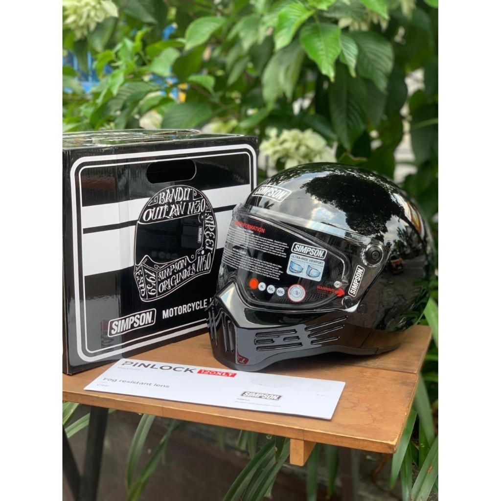 SIMPSON M30 BLACK GLOSSY HELM