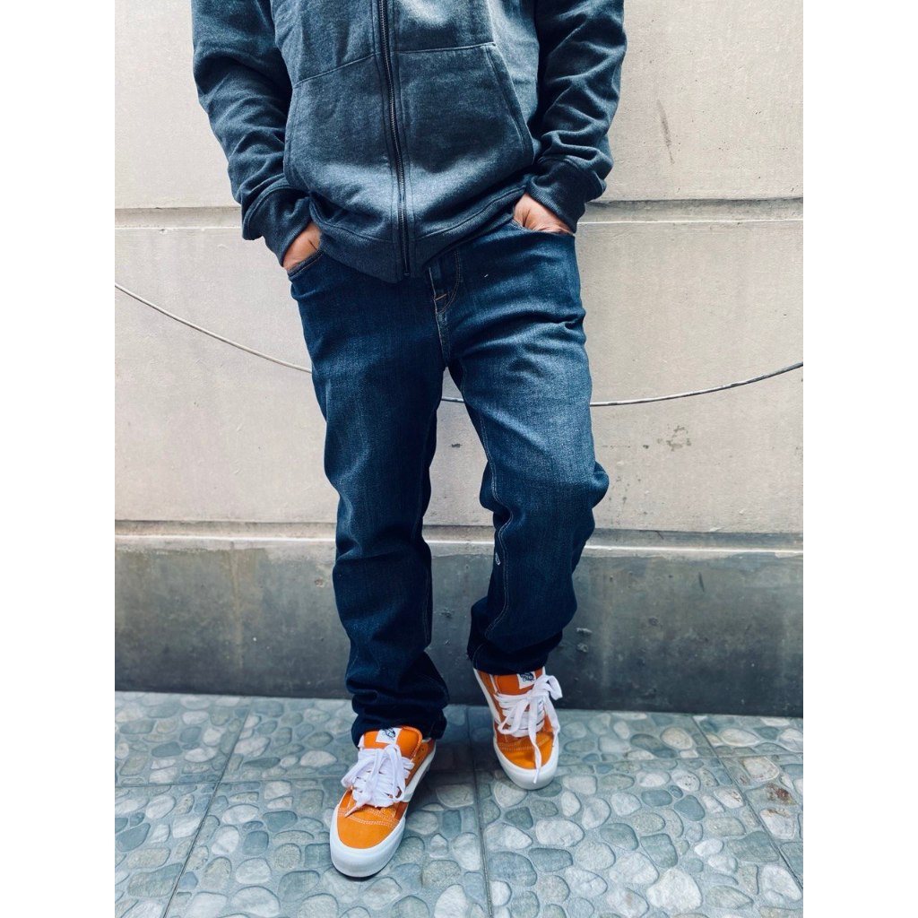 Volcom Celana Panjang Jeans MLD Kinkade Vintage Blue