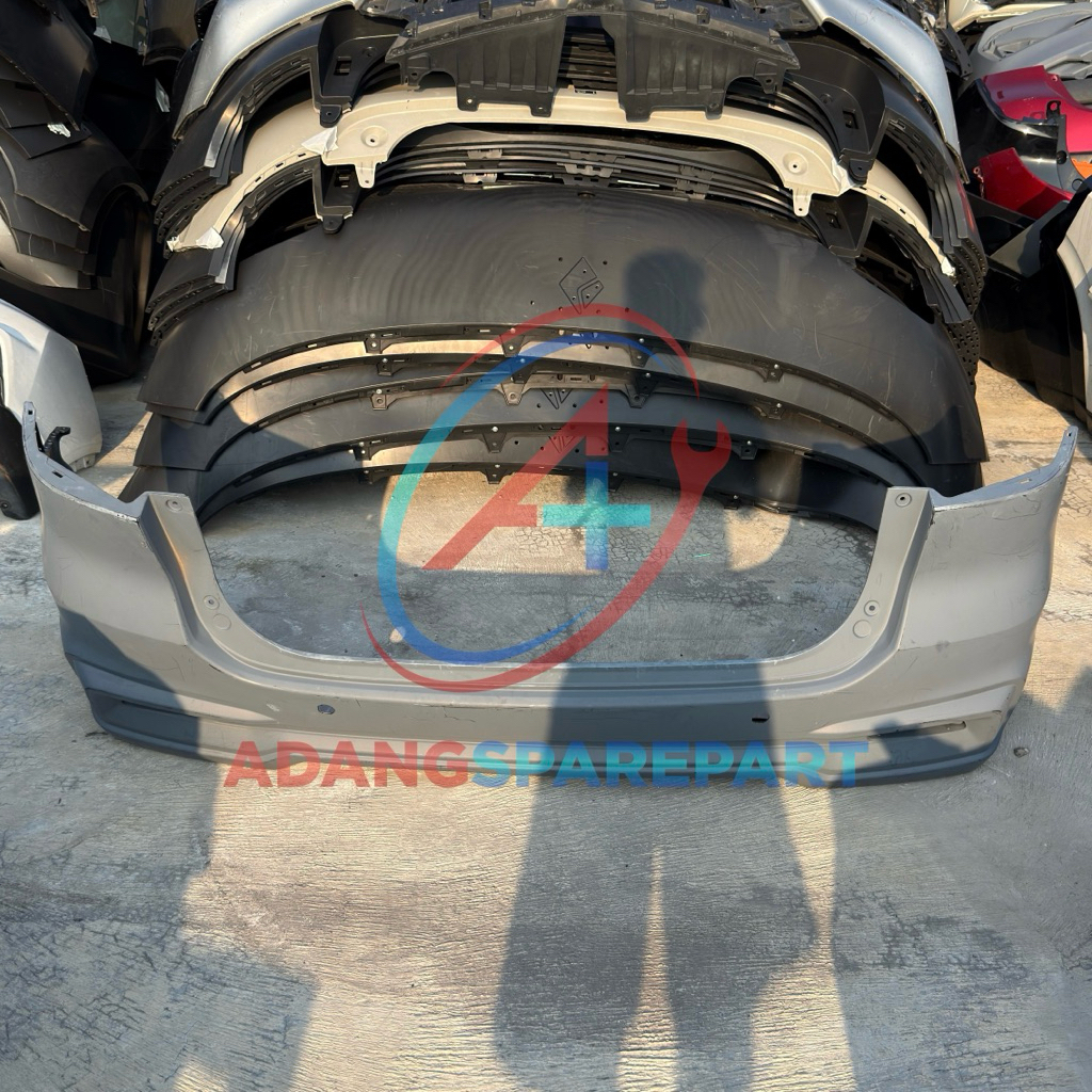 Bumper Bamper Belakang Suzuki Ertiga 2018 2019 2020 2021 2022 Original LIKE NEW