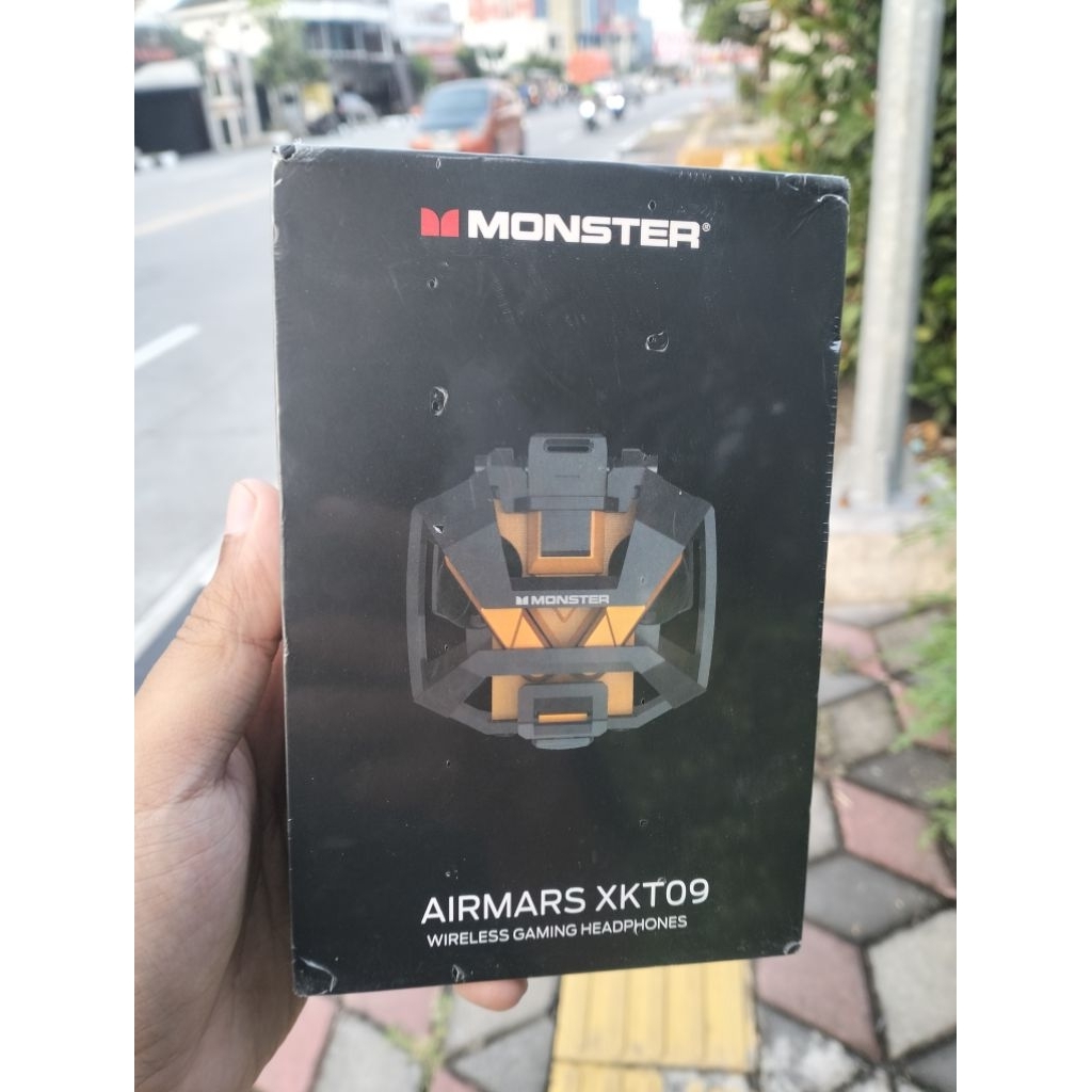 Monster XKT09