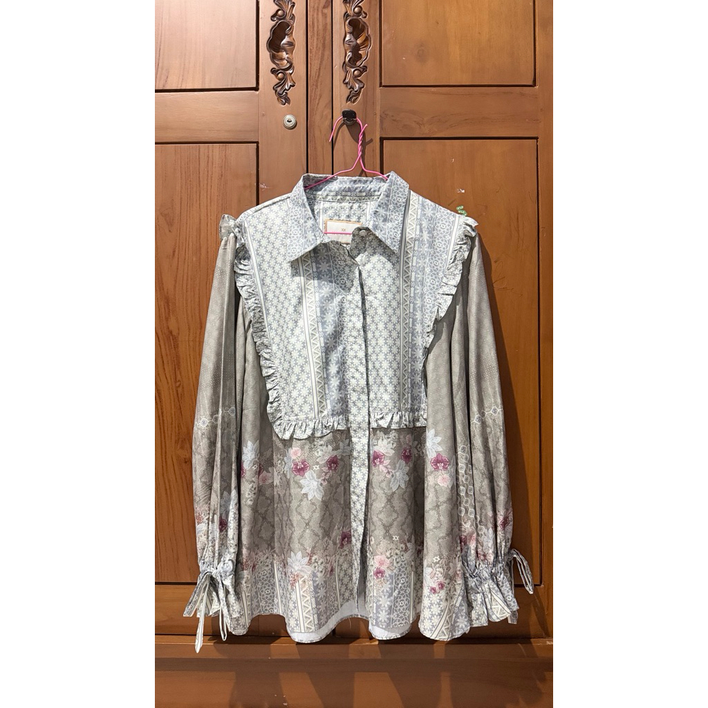 wearing klamby blouse atasan wearing klamby preloved wk preloved