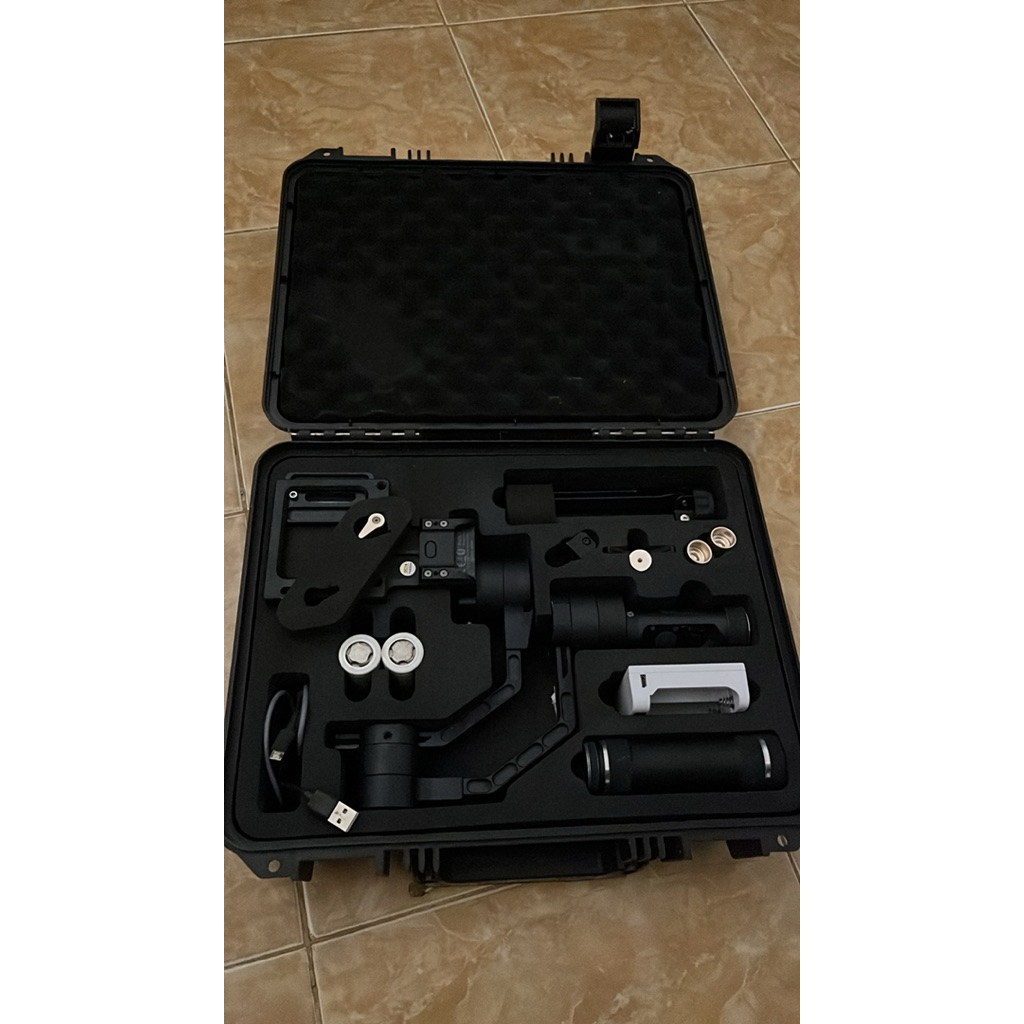 ZHIYUN CRANE PLUS